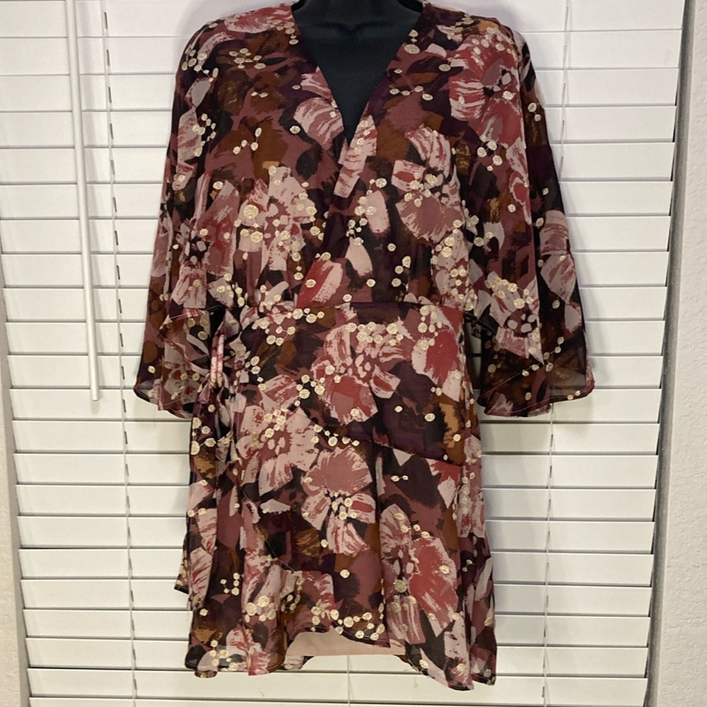 BTFL-Life Eye captivating wrap dress with butterfly sleeves. PRICE SLASHED $8